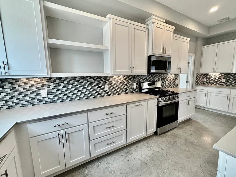 6911 Meador Ave — Photo 13