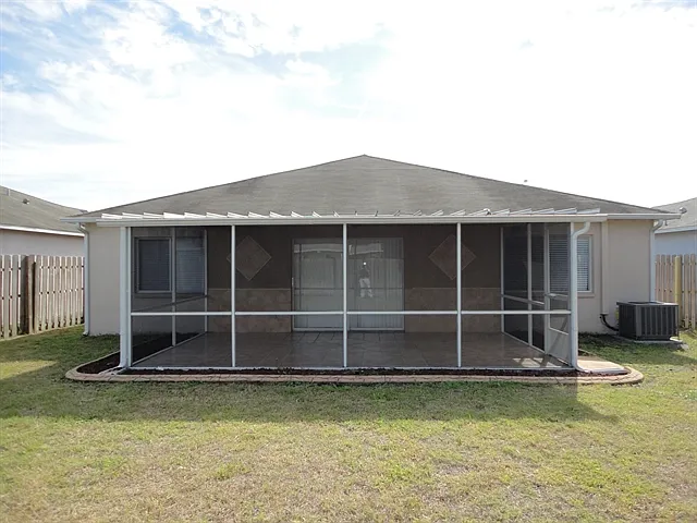 12024 Cedarfield Dr — Photo 13