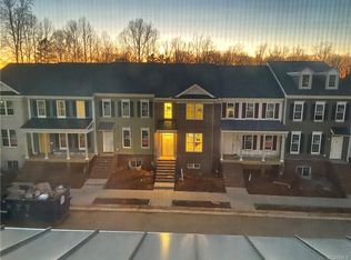 14315 Michaux Village Dr, Midlothian, VA 23113