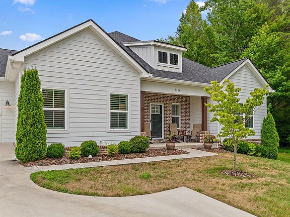 2nd image of 3344 Stone Creek Dr
