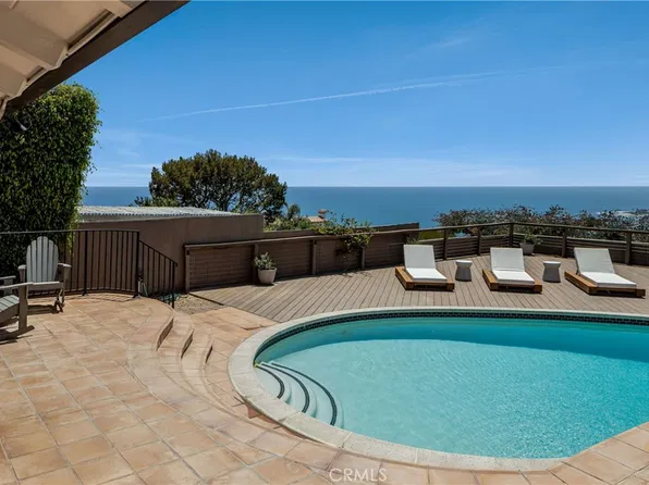 225 Notteargenta Rd, Pacific Palisades, CA 90272