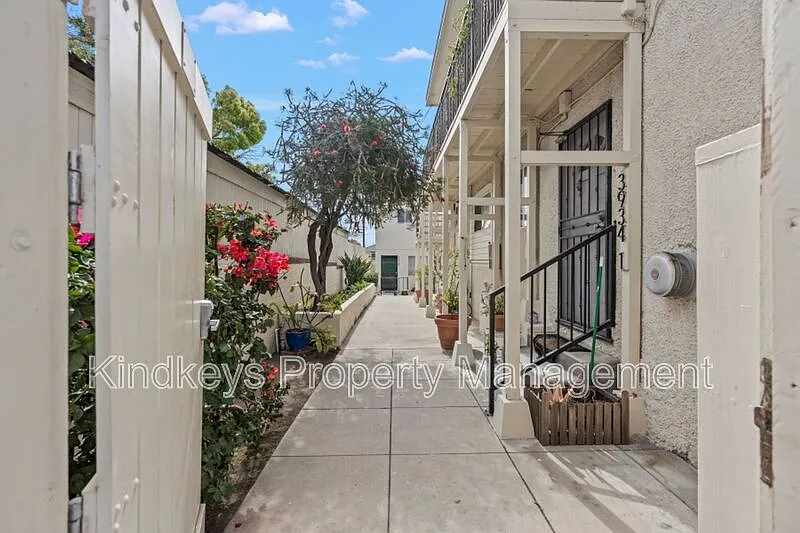 1 bed, 1.0 bath, 600 sqft, $1,845 — Photo 1
