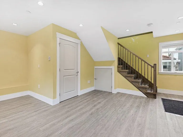 1477 E 61st Ave — Photo 5
