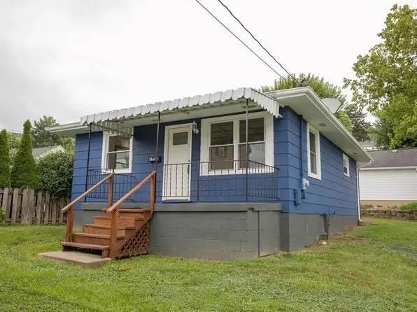 320R Thorn Avenue, Moundsville, WV 26041