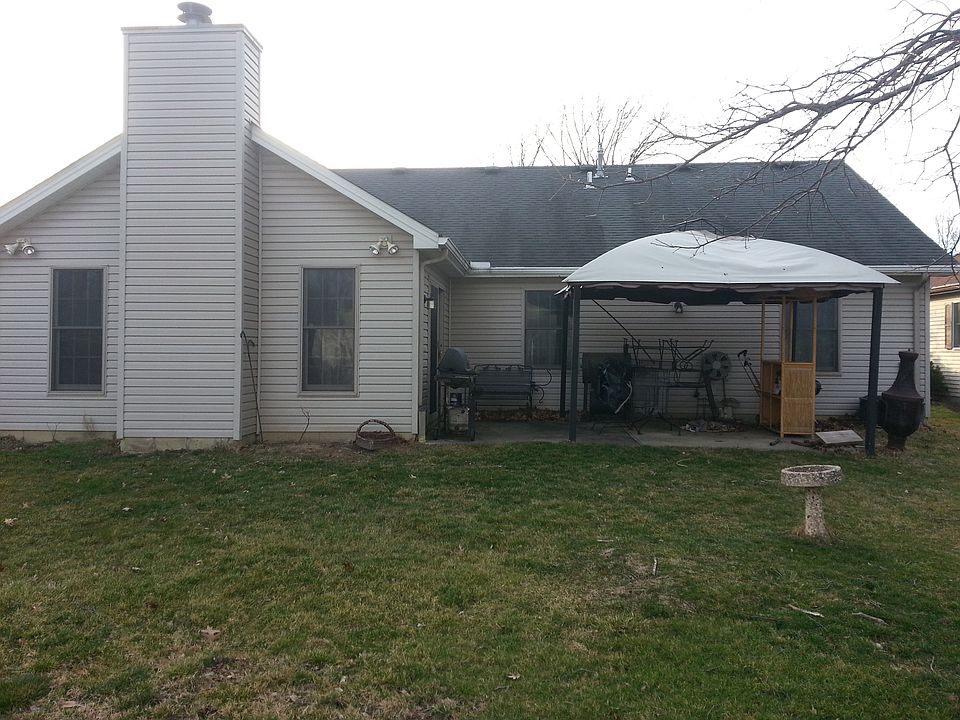 2nd image of 341 Longford Ave