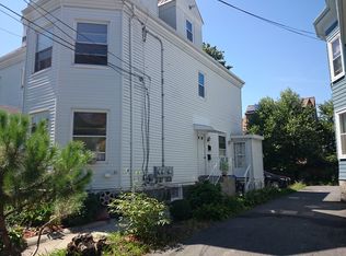 86 Coolidge St, Brookline, MA 02446
