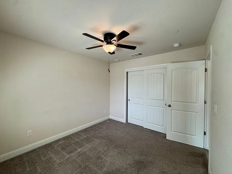 391 W Maclure Ave — Photo 18