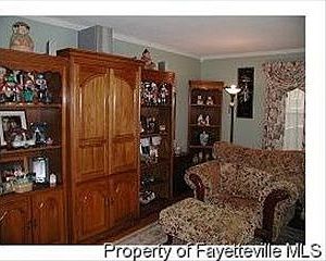 2nd image of 608 Dandridge Dr
