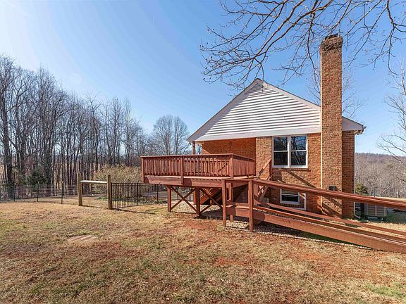5th image of 2915 N Garden Ln
