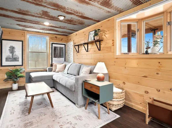 10512 Wooton Rd #Id1221867p, West Fork, AR 72774