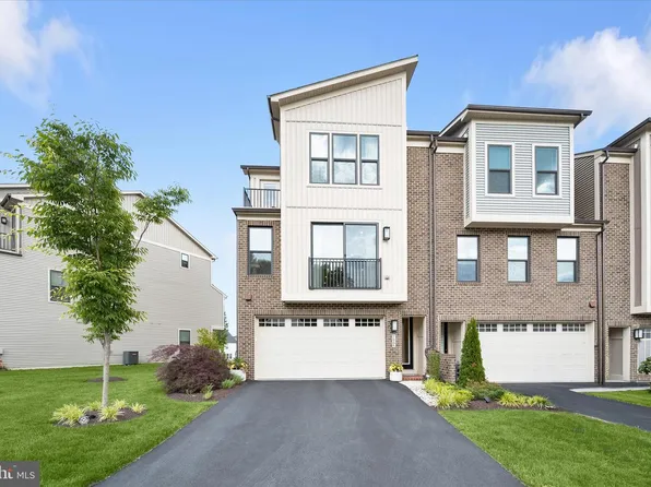7668 Cross Creek Dr, Columbia, MD 21044