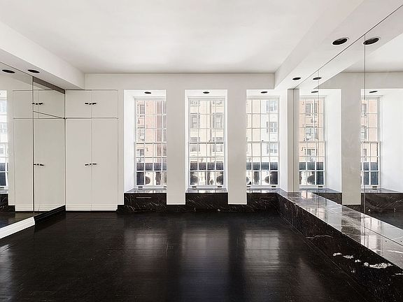 2nd image of 45 E 66th St #4NW