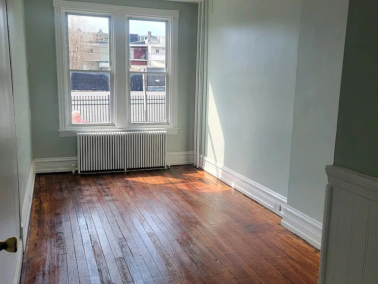 1341 Moss St #1 — Photo 6