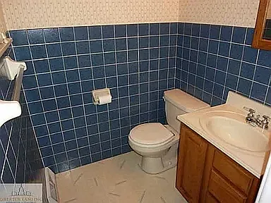 1227 Lilac Ave — Photo 5