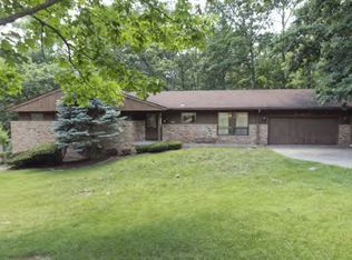 355 Bay Shore Dr, Decatur, IL 62521