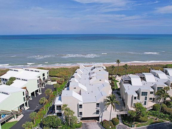 4th image of 2051 NE Ocean Boulevard #A-12