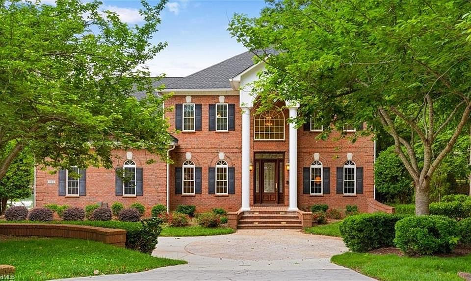 1st image of 344 Lake Point Ln
