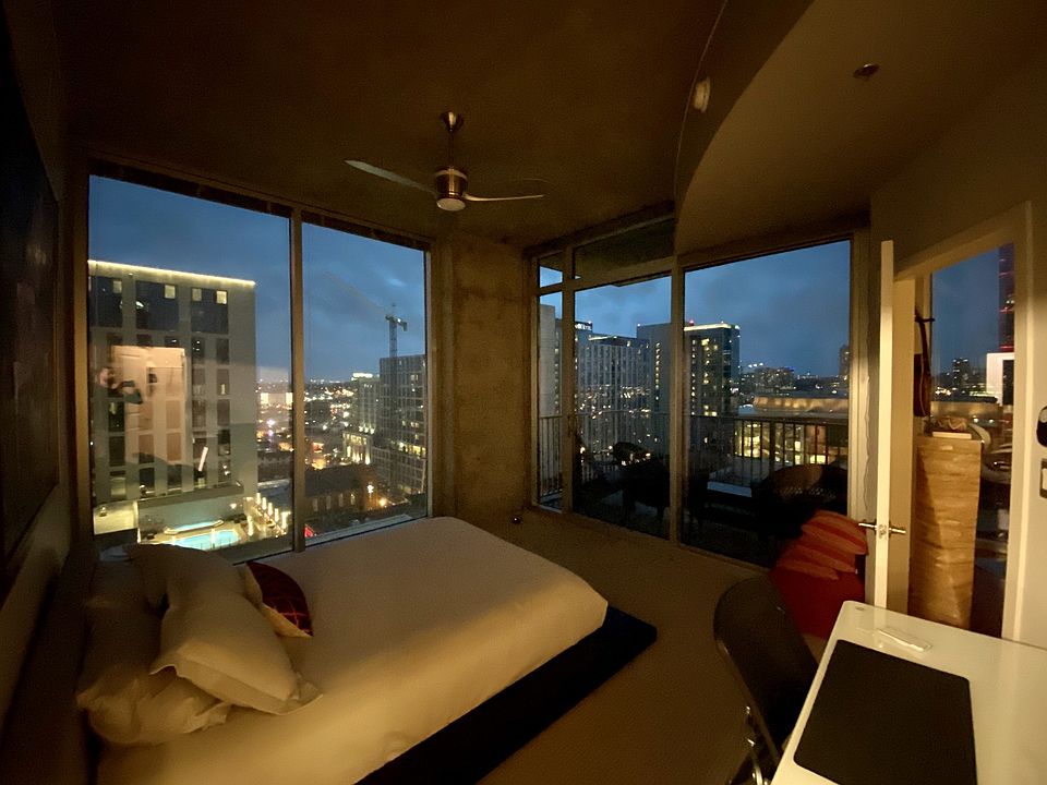 1st image of 301 Demonbreun St Unit 1816