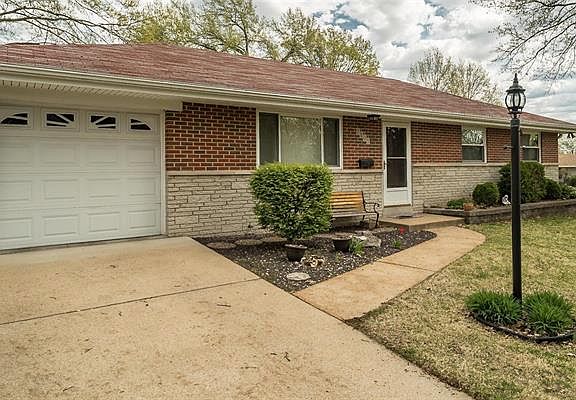 2nd image of 7105 Hosmer Ave