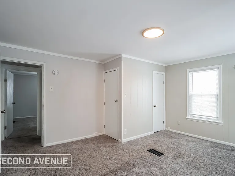 5111 Warren Ave — Photo 14
