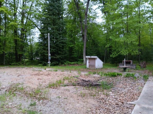 1540 W 8th St, Prescott, MI 48756