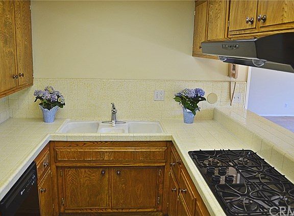 4th image of 2031 W 234th St