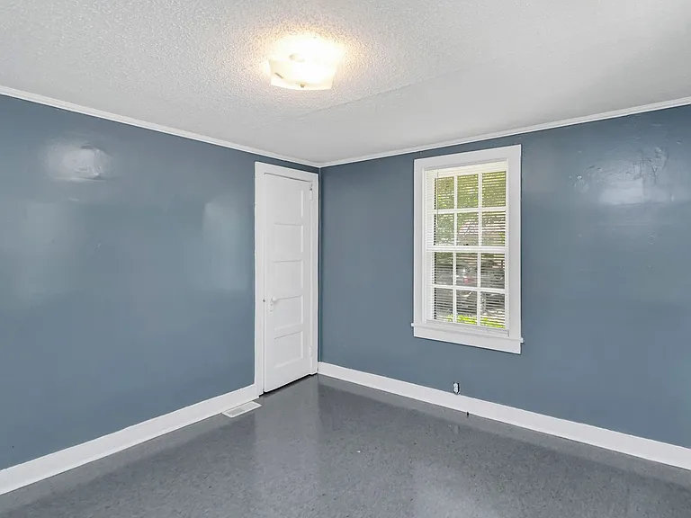 1330 Kingston Rd — Photo 20
