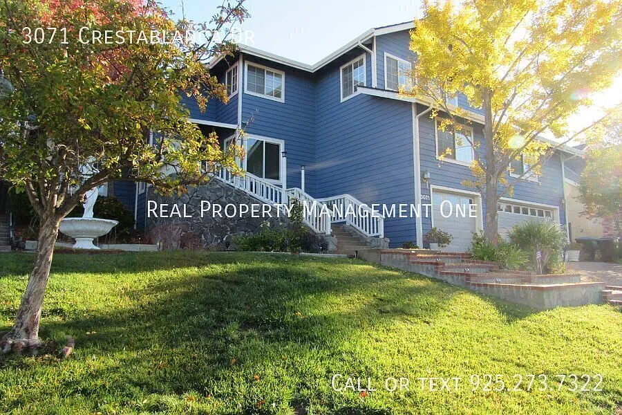 Gorgeous Custom Pleasanton Home in Great Location — Photo 3