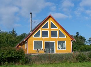 442 Olympic View Ave NE, Ocean Shores, WA 98569