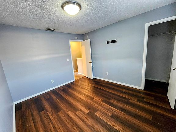 5th image of 37240 Majestic Oak Ct #37240