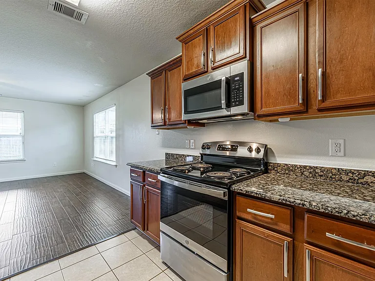 11207 Hall Pines Ct — Photo 13