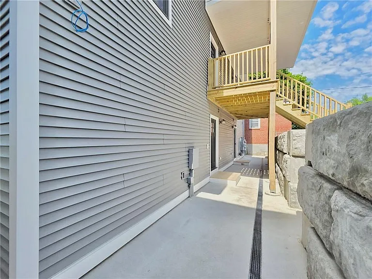 1965 Smith St #2L — Photo 13