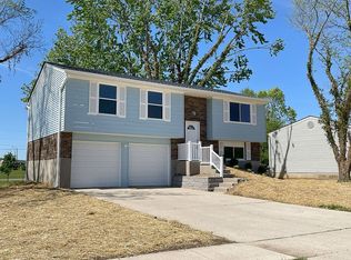 102 Country View Dr, Harrison, OH 45030