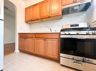 15520 41st Ave FLOOR 2, Flushing, NY 11354