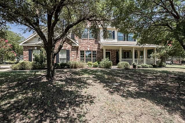 1st image of 27 Rollingwood Cir