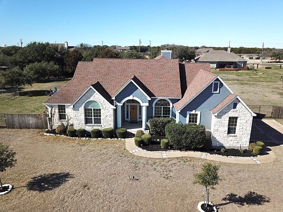 1st image of 219 Neal Dr