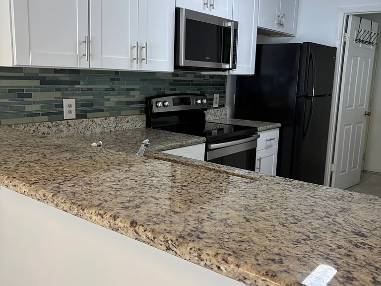 5078 Ernst Ct — Photo 1