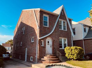 11939 7th Ave #2, College Pt, NY 11356