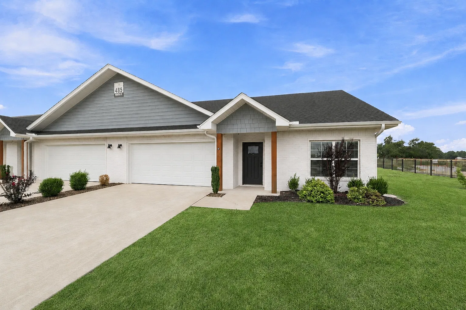 Sycamore Heights Townhome — Photo 4