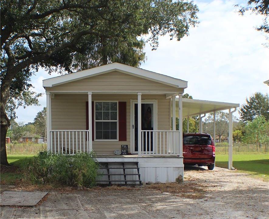 1st image of 1909 Michelle Dr