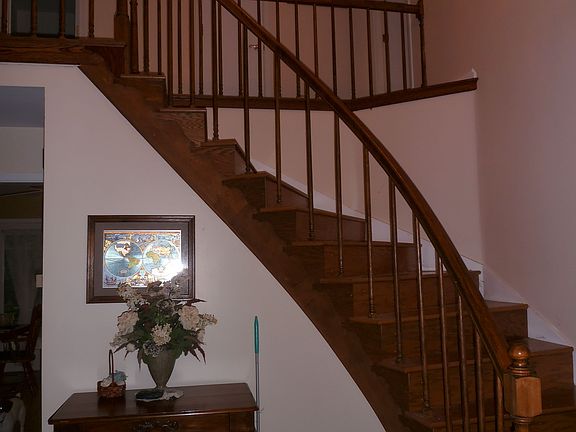 Entry way, new hardood stairs