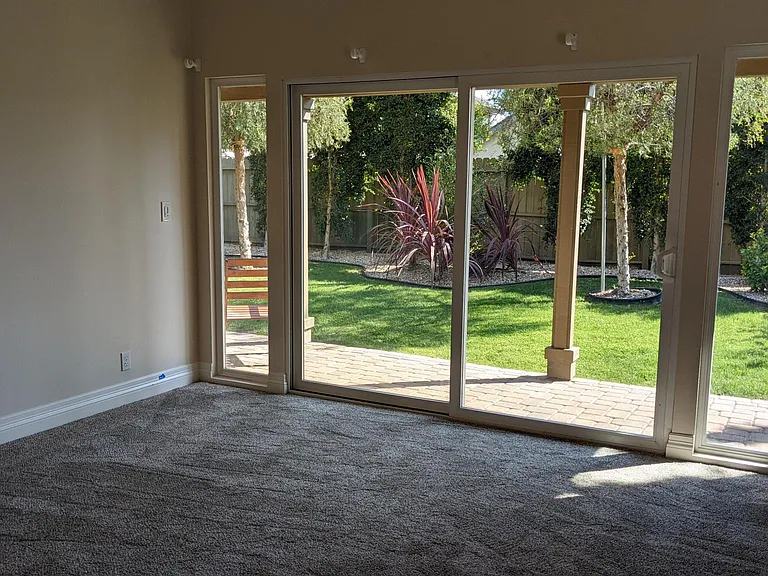Enter past the a formal living/dining room or perhaps a home theatre with black out blinds