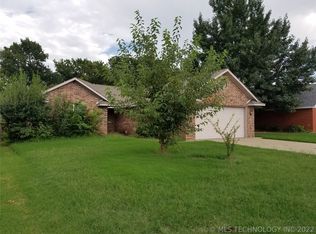 815 Greystone St, Stillwater, OK 74074