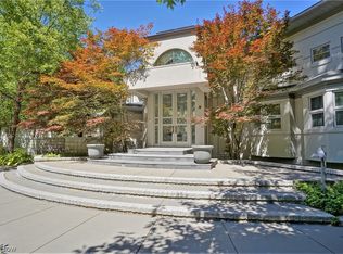 1155 Top Of The Hill Rd, Akron, OH 44333