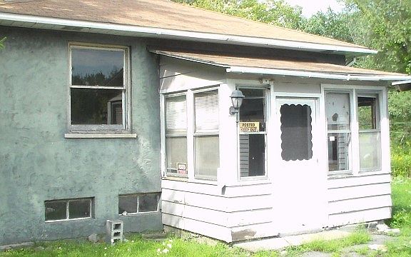 5th image of 1322 Route 9w