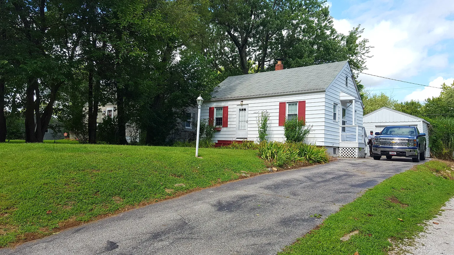 3304 N Gale Ave photo 1