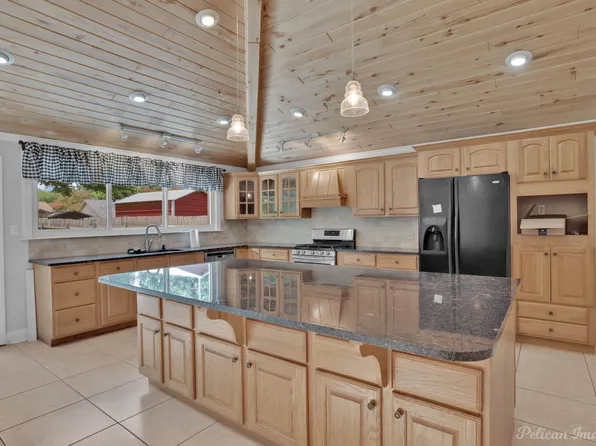 6110 Verona Ln, Shreveport, LA 71105
