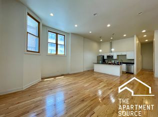 2842 W Augusta Blvd #1E, Chicago, IL 60622