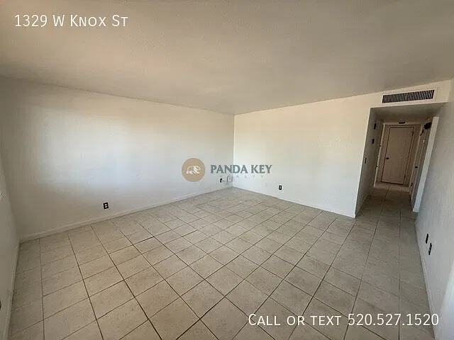 3 bed, 1040 sqft, $1,500 — Photo 2