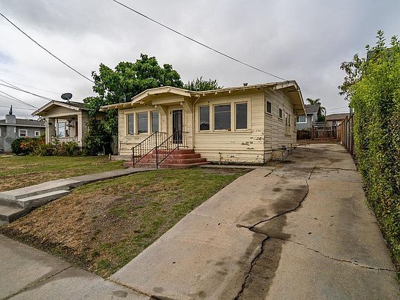3rd image of 1029 Lincoln St